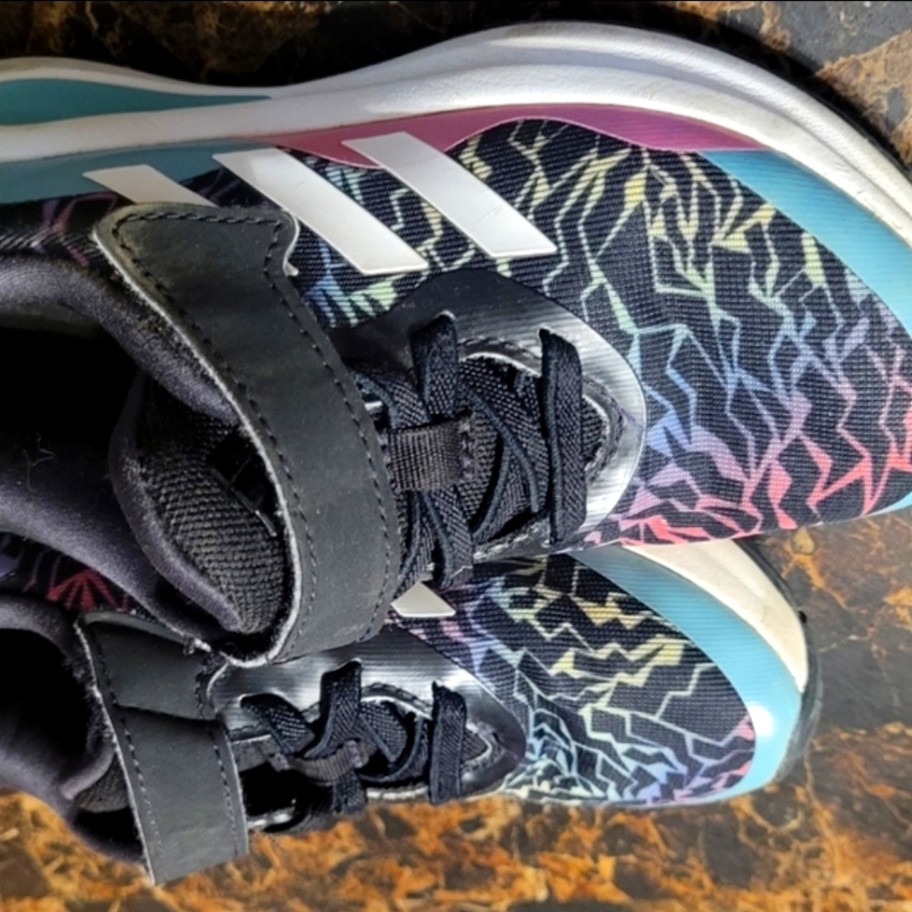 Adidas Black and Blue Sneakers Modern Street-Style - Picture 5 of 5